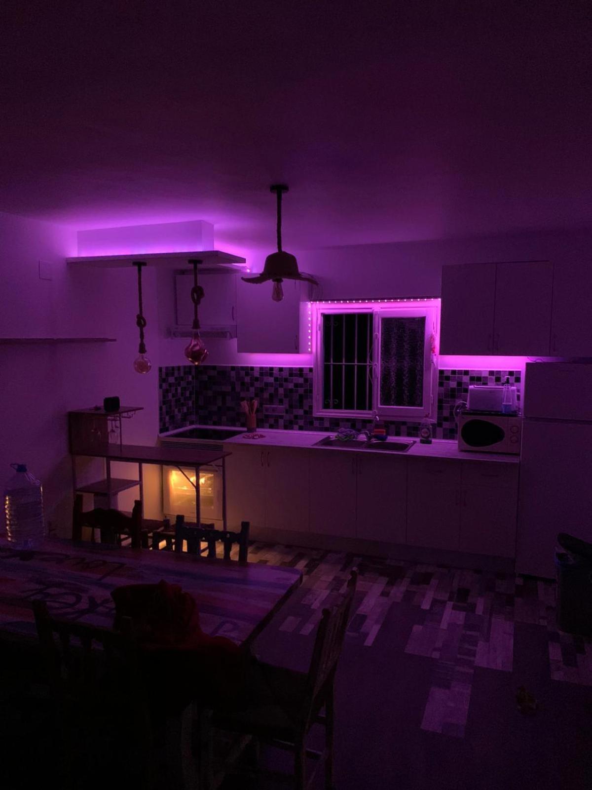 Casa Rural Malaga Monkey Love Con Jacuzzi Iznate Екстериор снимка